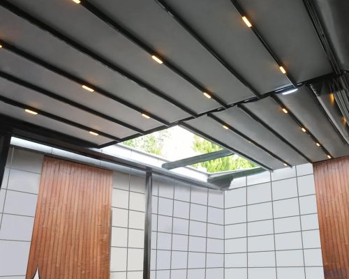 The-movable-roof-of-the-pool-house-سقف-متحرک-استخر