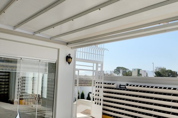 اجرای سقف متحرک چادری ویلا
